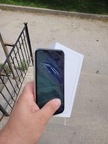 ipone 7 plus: IPhone 11, 128 GB, Ağ, Face ID — 4