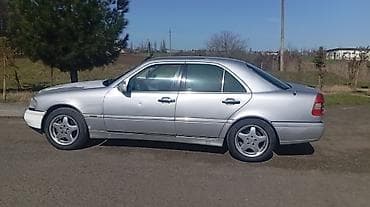 Mercedes-Benz 220: 0.2 l | 1994 il Ofrouder/SUV — 10