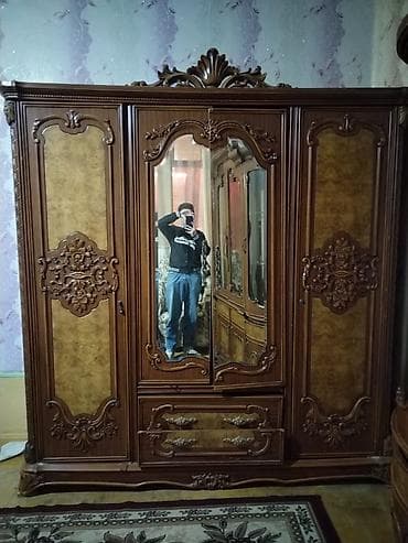 bez dolap: Klassik üslubda yataq otağı dəstirkibi: - 4 qapılı böyük şkaf — 5