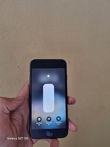 windows 10 pro: IPhone SE, 64 GB, Qara, Barmaq izi — 4
