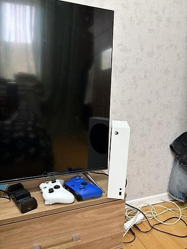 pult ps: Xbox Series S oyun konsolu komplekti - Konsol: Xbox Series S, kompakt — 1