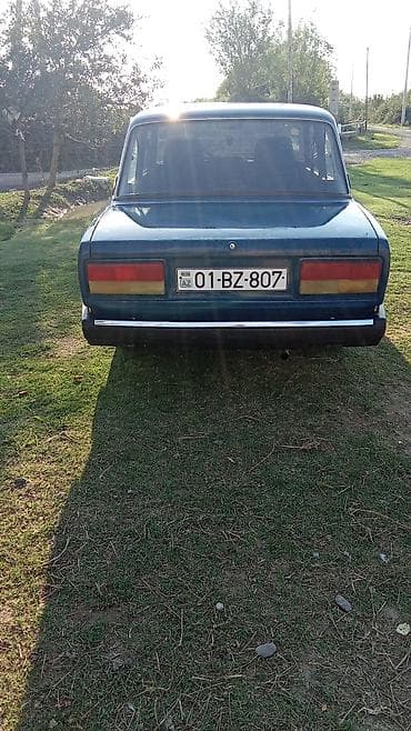opel astra h diski: VAZ 2107, mavi rəng, 4 qapılı sedan. Xarici görünüş: - Klassik — 2
