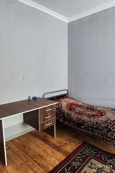 satlan evler: Ailəyə daimi qalmaq üçün kirayə verilir. Xudat şəhəri 1 May küçəsində — 7