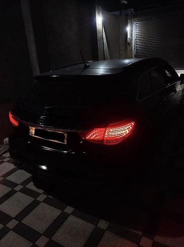 e 3 2: Hyundai i40: 1.7 l | 2012 il Universal — 8