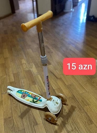 Uşaq skuteri 3 təkərli uşaq skuteri. Ağ rəngli korpusla hazırlanıb — 1