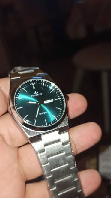 Yeni, Qol saatı, rəng - Gümüşü