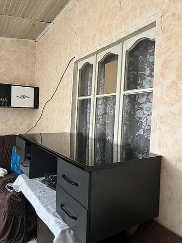 laminat islenmis: İşlənmiş, Açılmayan, Laminat, Dördbucaq masa — 2