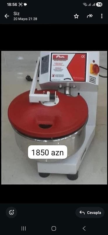 - Paslanmayan poladdan iş masası, üstü mərmər naxışlı səthlə. Ölçülər — 4