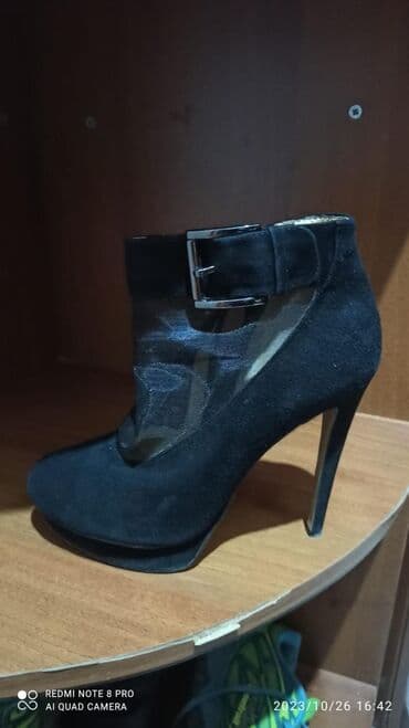 atlas köynəklər: Köynək və bluzalar — 7