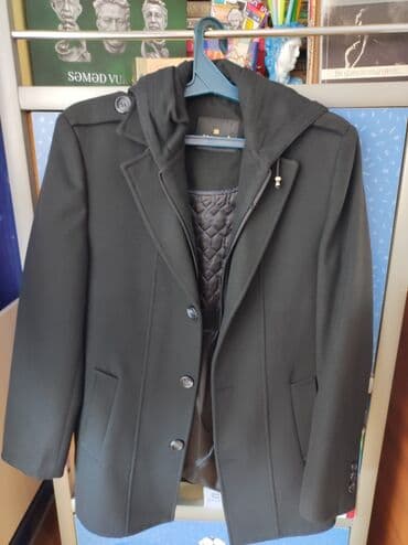 qış geyimi: •Yalnız 1 dəfə geyinilib• •Brendi: Costumen• •Kapşonkası çıxarılıb — 3