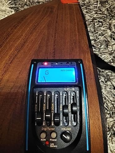 saz aletleri: Saz (bağlama) – əl işı klassik türk/aşıq musiqi aləti - Korpus: armud — 8