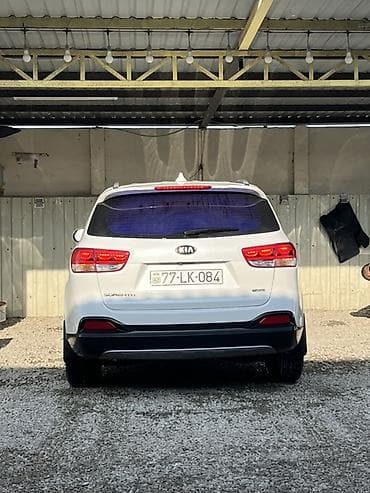 sorento 2016: Kia Sorento – ağ rəngli, tam ölçülü ailəvi krossover/SUV — 5