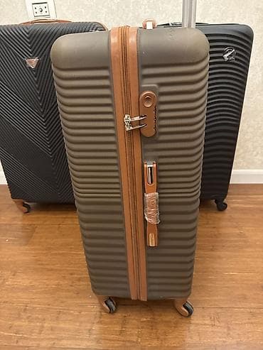 Çamadanlar: Sərt korpuslu təkərli səyahət çamadanı - Material: yüngül və davamlı — 4