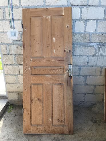 qapı və pəncərə: Taxta qapı dəsti - Material: təbii ağac (klassik panelli dizayn — 2