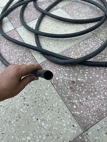 ran: Qara rezin şlanq 10 metirdi qiymet cem wekilindedi yeni 10 metresi 3 — 2