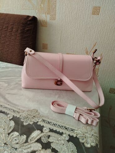 seleme pul verilir 2021: Çiyin çantası, Guess, Yeni — 1