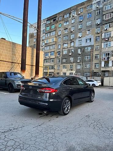 avtomobil oturacaqlar: Ford Fusion: 1.5 l | 2018 il 107747 km Sedan — 5