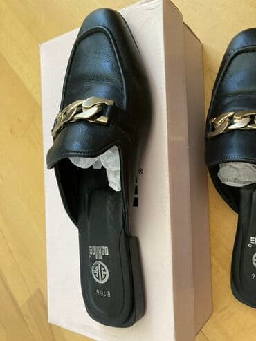 детские тапочки игрушки: Домашние тапочки, Размер: 38.5, цвет - Черный, Б/у — 3