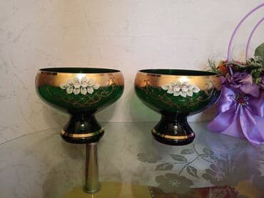 meyvə tərəvəz: Yaşıl rəngdə, qızılı haşiyəli, üzərində ağ güllər təsvir olunmuş iki — 1