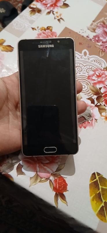 duron kamera: Samsung Galaxy A3 2016, 16 GB, rəng - Qızılı, Barmaq izi — 3