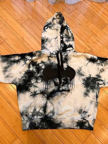 qadinlar: Mavi M siveter yeni kimi — 1