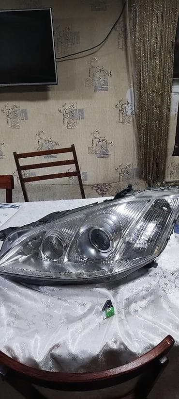 nolyedi sekilleri: Avtomobil üçün ön fara dəsti satılır. Şəkillərdə göründüyü kimi — 1