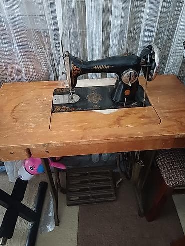 Velosiped ehtiyyat hissələri: UNION markalı ayaq pedallı tikiş maşını və taxta masalı komplekt — 3