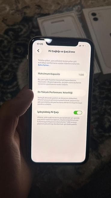 20 yanvar mp3: IPhone 11, Ağ, Face ID — 3