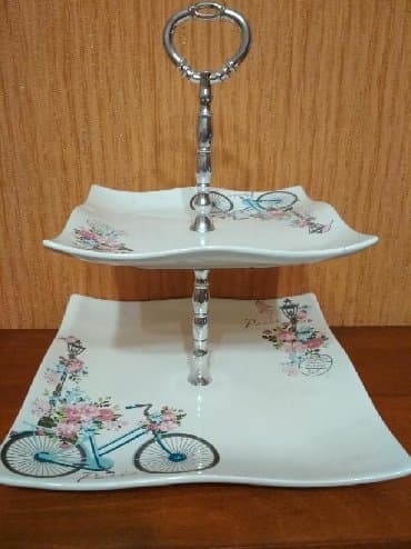 Посуда для сладостей,новая.Без коробки.Могу доставить к м.Аджеми