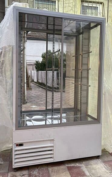 Dərin dondurucular: Şirniyyat vitrin soyuducu satılır. - Qiymət: 2200 AZN - Ölçü: 1.45 — 1