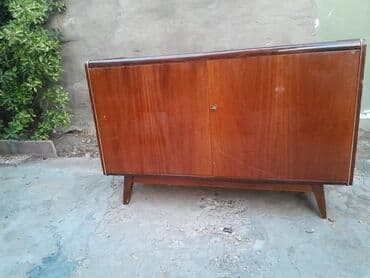 işlənmiş tək çarpayılar: Tumba Ruminiya istehsali,yaxwi veziyyetde . Qiymet sondurqiymete — 3