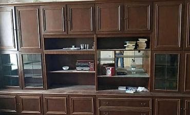 Stenka "Kopernik"(Polşa). Yaşayış olmayan mənzildə olduğuna görə