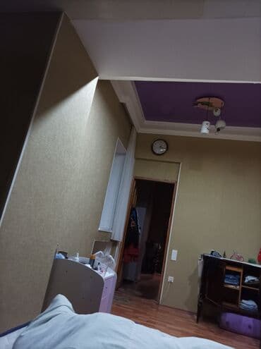 Колье: Metrodan 10 deq mesafede 18 25 yasa kimi telebe olsa lap yaxsi olar — 3