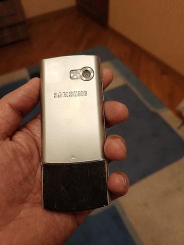 aux kondisioner 35 kv: Samsung rəng - Gümüşü, İki sim kartlı — 2