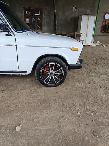 islenmis acar desti: 4 ədəd yüngül lehimli disk və şin komplekti - Disklər: 15 düym — 6