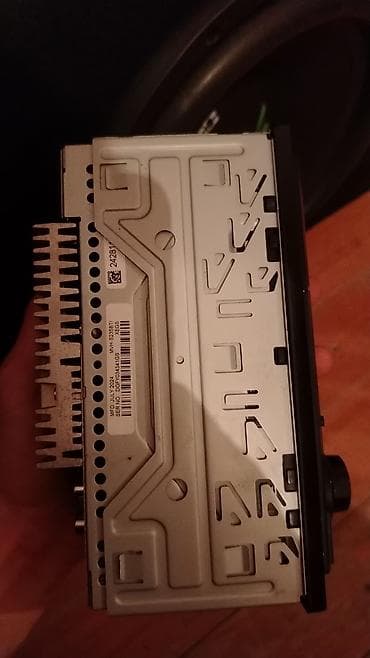 Elektronika: Pioneer avtomobil maqnitolası və audio komplekti - Pioneer 1-DIN — 1