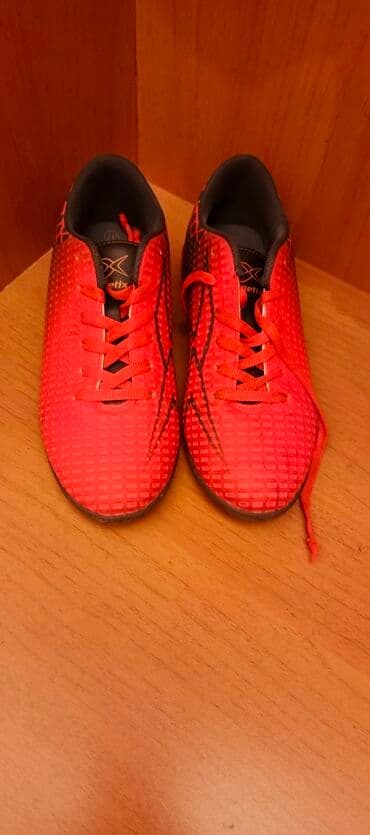 uşaq idman bosonojkaları: Oğlan üçün, 37 — 2