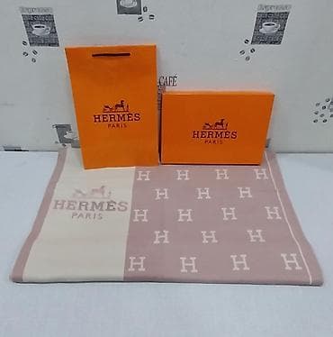 Hermes Paris şərf qadınlar üçün, keyfiyyətlidir. - Rəng: pudra-çəhrayı — 2