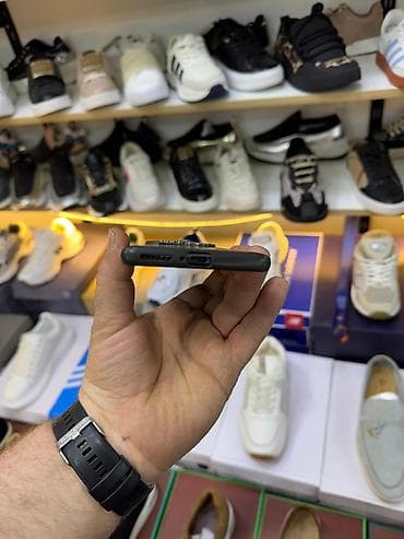 bos keys: Redmi Note 14 Pro, 256 GB, rəng - Qara, Barmaq izi — 4