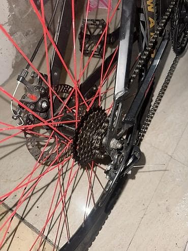 Velosiped BMX ideal vəziyyətdə satılır. Çox az istifadə olunub. Təcili — 9