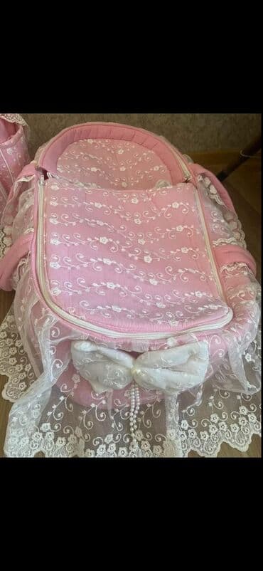 ag guller: Xestexana çıxışı belek, çanta, sebet. Tezedir. Ağ rəngdə körpə — 10