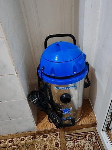 Tozsovuran avadanlığı: CLEANVAC WD 753 sənaye tipli tozsoran Məhsul əla vəziyyətdədir 1 ay — 5