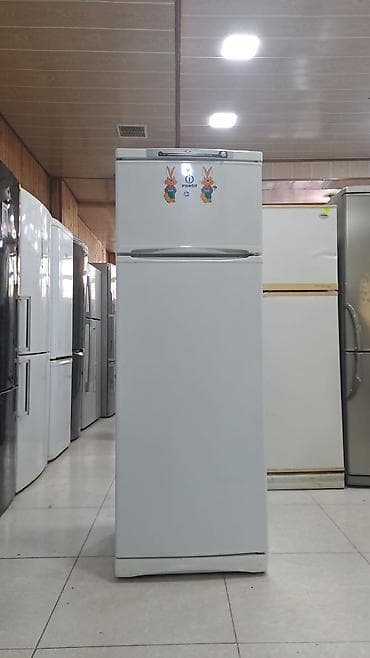 dondurucu xaladelnik: 2 qapılı Indesit Soyuducu Satılır, rəng - Ağ — 1