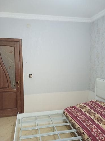 Otaqların satışı: Geniş və işıqlı ev interyeri satılır/kirayə verilir: taxta döşəməli — 7