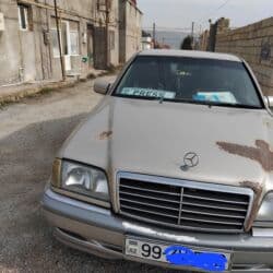 mercedes 300: Mercedes-Benz 280: 2.8 l | 1995 il Sedan — 3