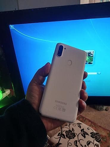 Видеоигры и приставки: Samsung Galaxy A11, цвет - Белый, Отпечаток пальца — 2