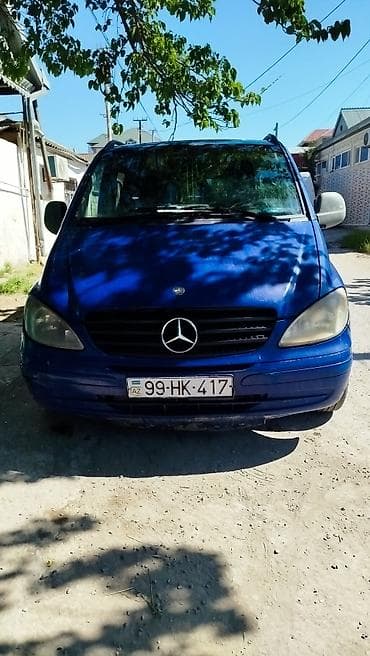 mini karavan: Mercedes-Benz Vito mikroavtobus Xüsusiyyətlər: - Kuzov: mavi rəng — 10