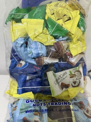 Süd məhsulları və yumurtalar: Camel markalı vesovoy xurmalar Dubai istehsalı qarışıq növlər. Fərqli — 2