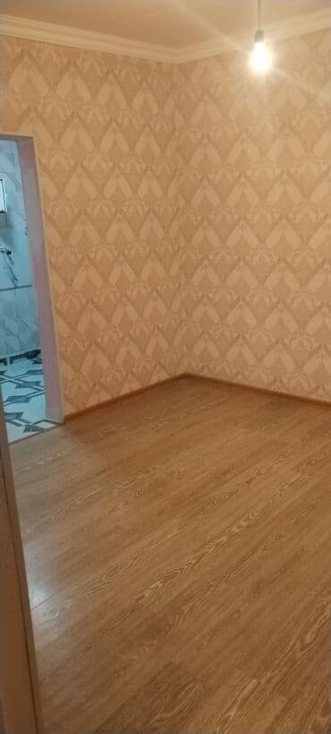 130 nomreli mekteb: 1 otaqlı, 35 kv. m, Yeni təmirli — 1