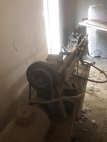 Tikinti daşları: Ağac torna dəzgahı 3fazali - Elektrik mühərriki ilə kəmər ötürücülü — 4